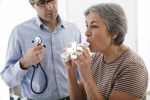 چه دستگاه‌هایی به درمان بیماری انسداد مزمن ریوی (COPD) کمک می‌کند